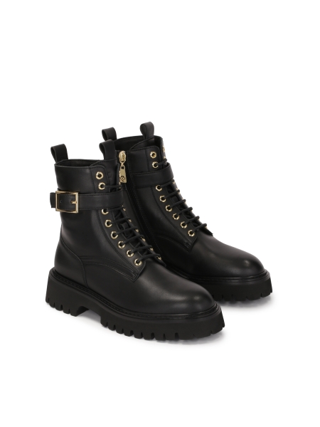 Czarne trzewiki na podeszwie z bieżnikiem KELYN