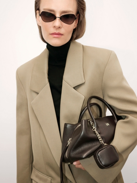 Brązowa torebka z dwusuwakowym zamkiem  AMARA