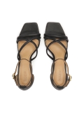 Czarne skórzane sandały z zakrytą piętą CIRI