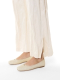 Kremowe baleriny o kwadratowej linii KS EDMEE