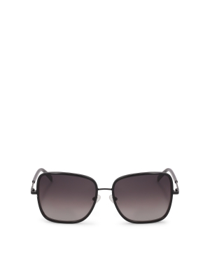 Czarne okulary przeciwsłoneczne 