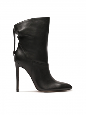 Wsuwane botki z marszczoną cholewką