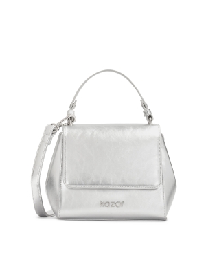 Srebrna torebka kuferek z rączką i paskiem