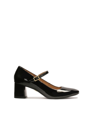 Lakierowane czółenka z paskiem