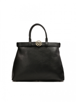 Torebka trapez ozdobiona paskiem