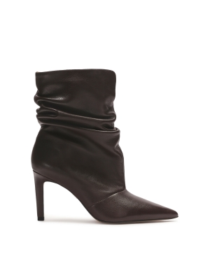 Skórzane botki z marszczoną cholewką