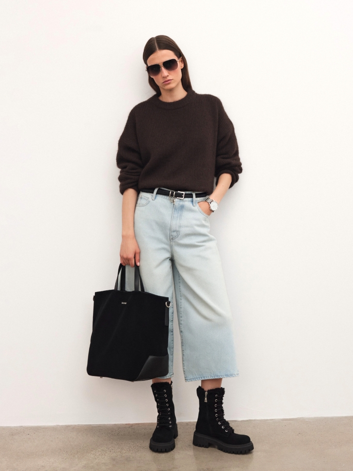 Minimalistyczna zegarek w srebrnym kolorze ELEGANCE ESSENCE