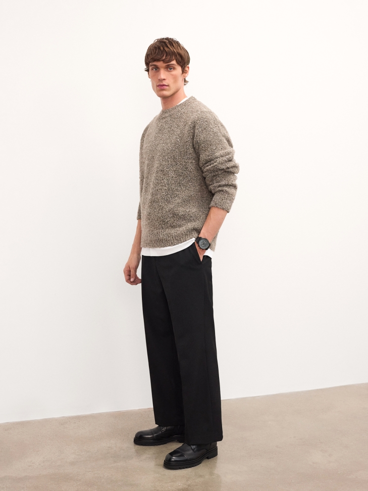 Zegarek na bransolecie z granatową tarczą MODERN FUSION