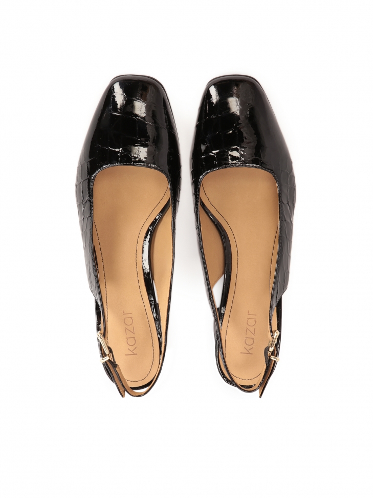 Półotwarte czółenka z tłoczonej lakierowanej skóry GAURA