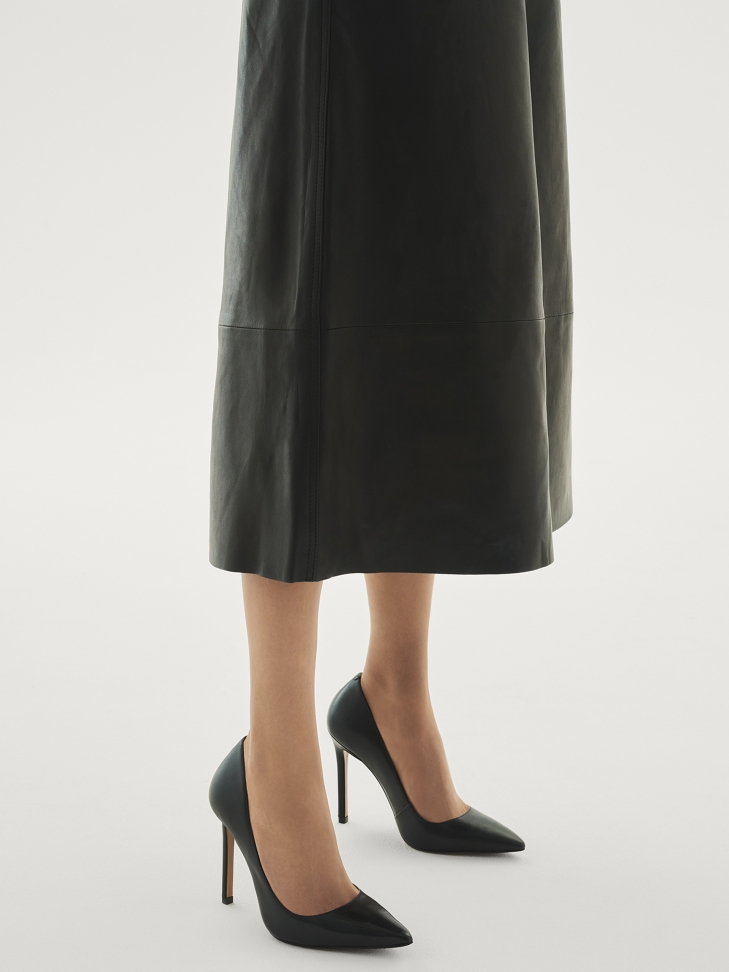 Klasyczne czarne szpilki z licowej skóry NEW LUCIANA