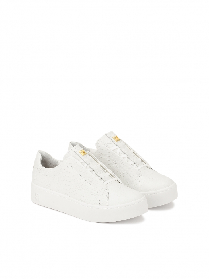 Białe sneakersy w tłoczone monogramy KAZAR MALIA