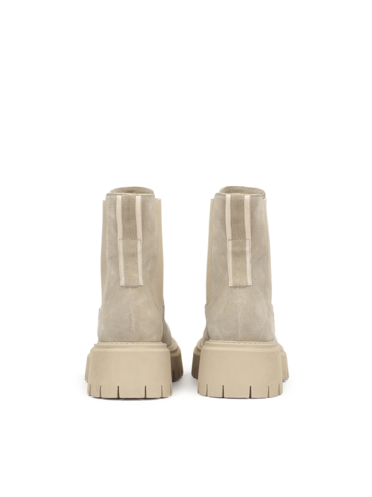 Wsuwane botki na trepowej podeszwie GOLDBERRY