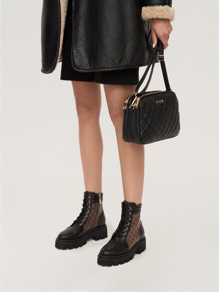 Minimalistyczna pikowana torebka z licowej skóry NEW RITA