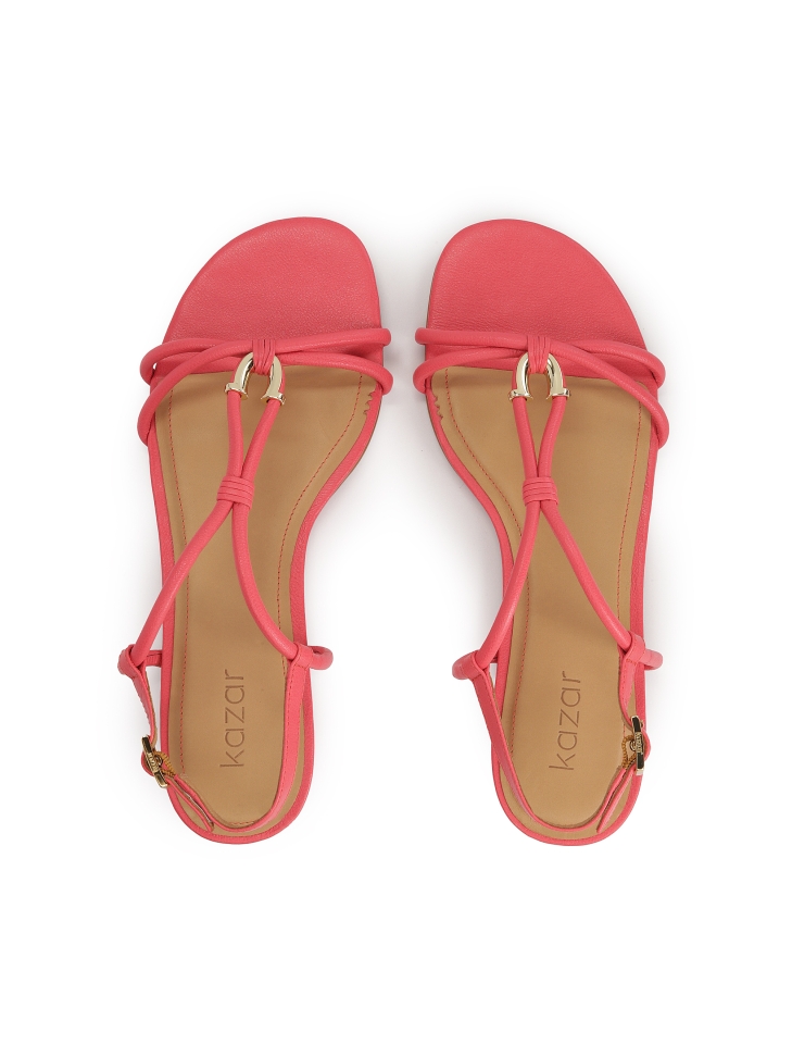 Płaskie skórzane sandały z ozdobą GERI