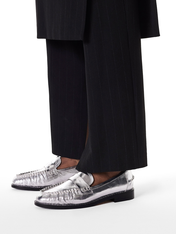 Srebrne półbuty w stylu loafersów  CAHOKIA