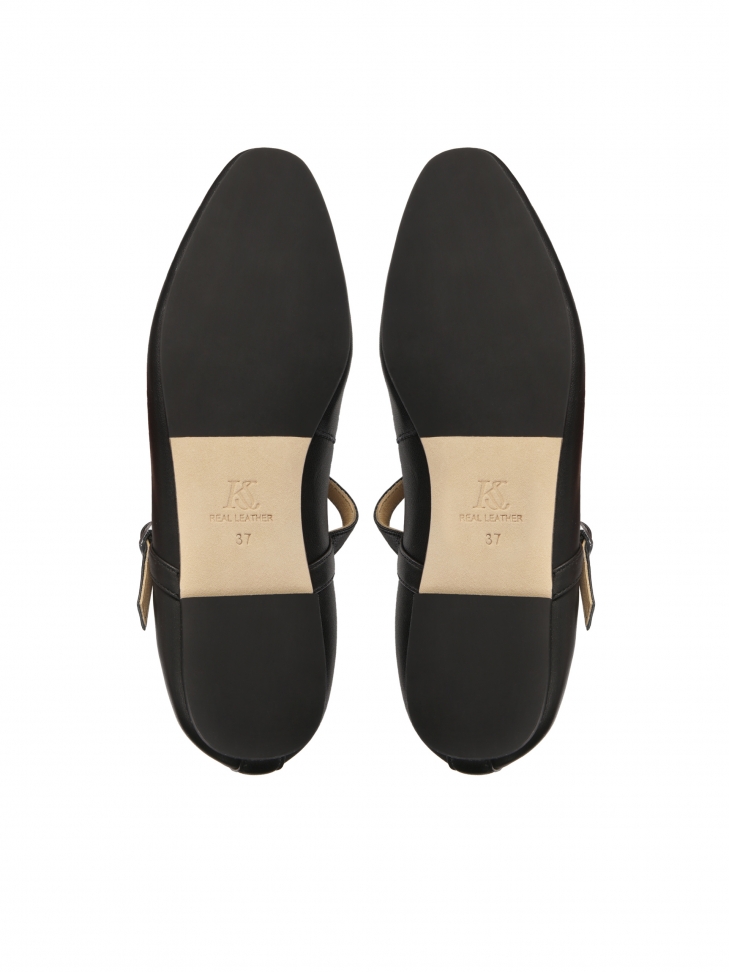 Czarne skórzane baleriny z zapinanym paskiem LETICIA