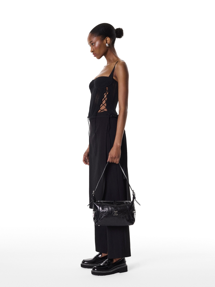 Czarna skórzana torebka na ramię BRIANA