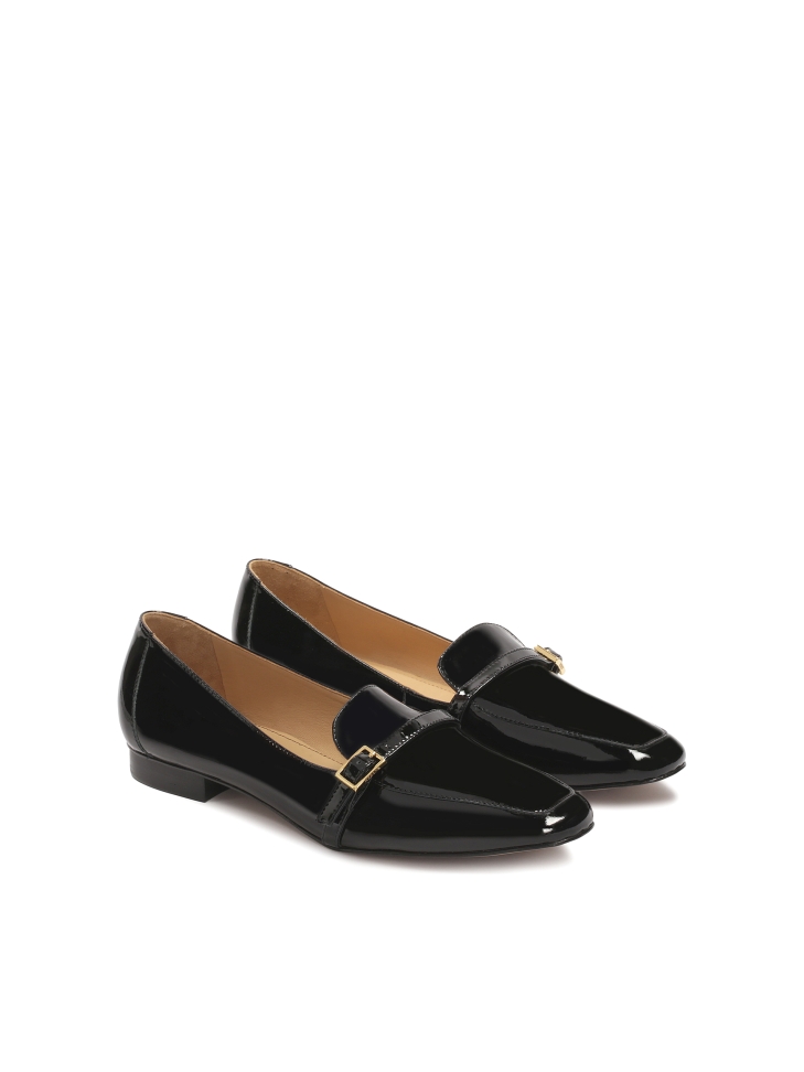 Lakierowane czółenka na płaskim obcasie ELIN