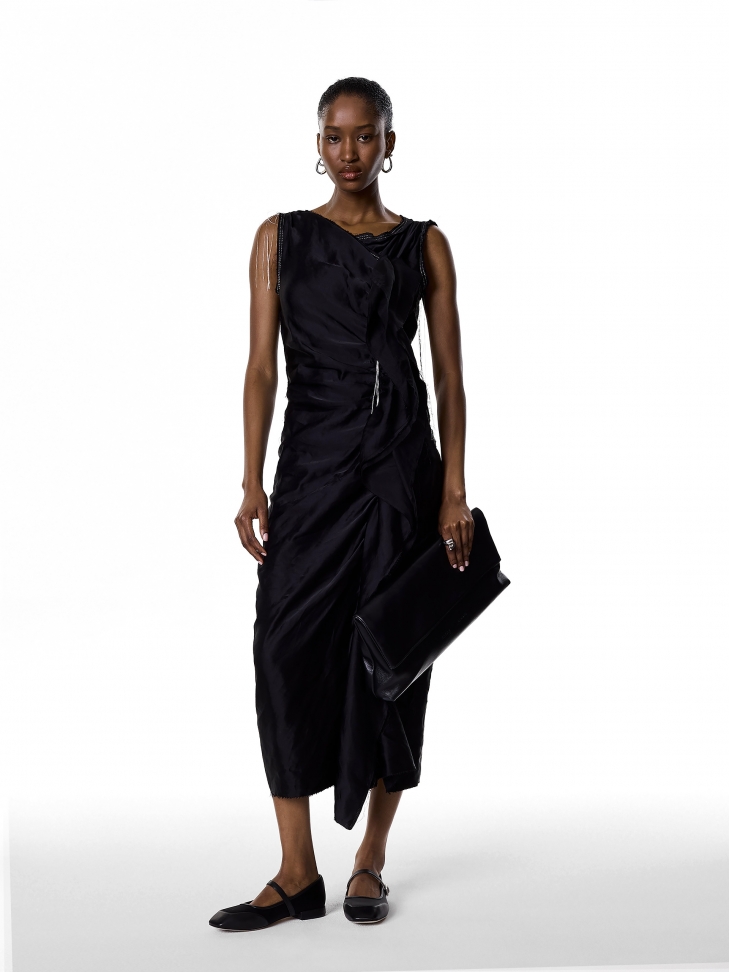 Podłużna kopertówka do ręki w czarnym kolorze KS MELIZA