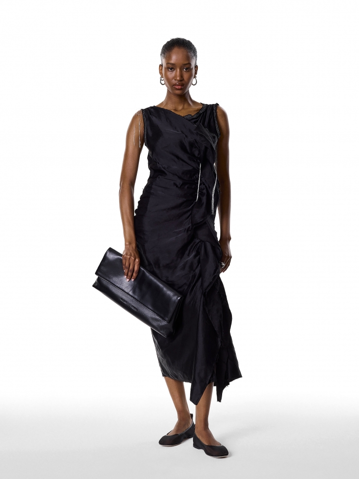 Podłużna kopertówka do ręki w czarnym kolorze KS MELIZA