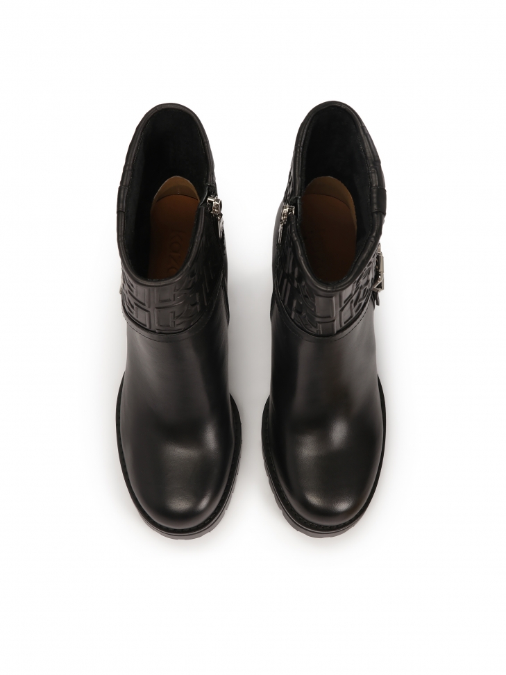 Botki z wywiniętą zdobioną cholewką BRISBONE