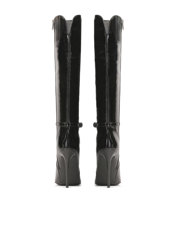 Lakierowane kozaki na szpilce z wyciętą cholewką  MAKANDA