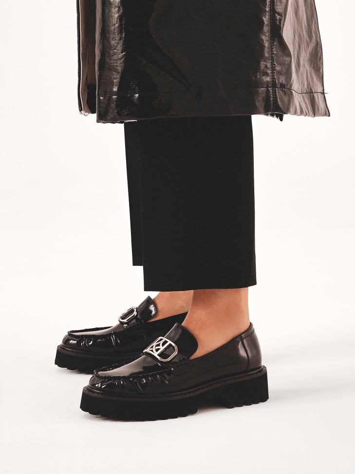 Loafersy z grubą podeszwą i marszczoną cholewką ESSEN