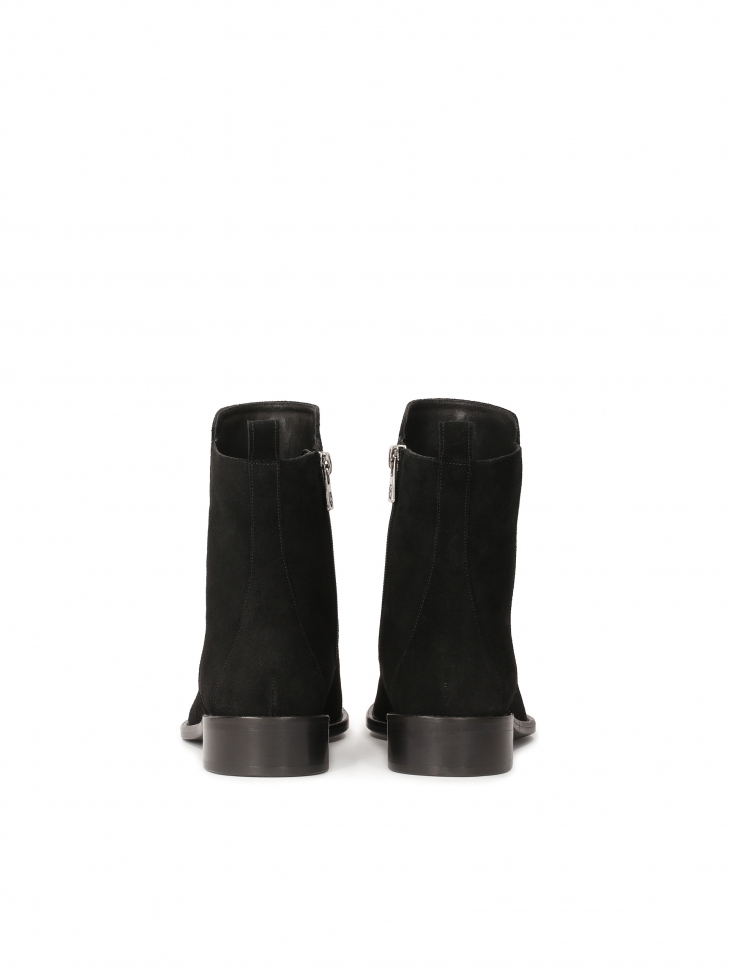 Botki z zamszu na płaskiej podeszwie  INCA