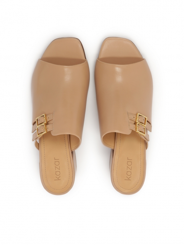 Beżowe zabudowane klapki na obcasie SAGE