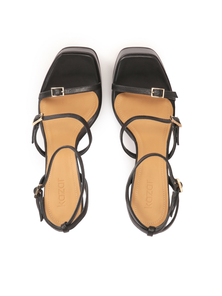 Czarne sandały na obcasie i platformie NOEMI