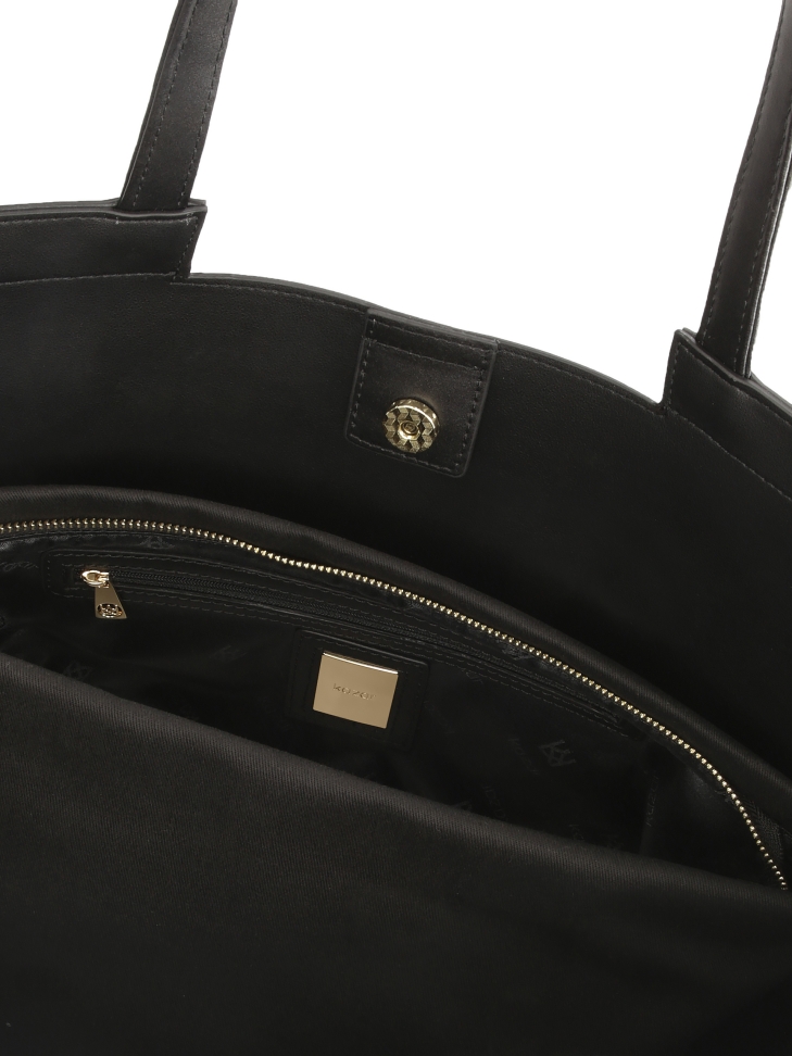 Skórzana torebka łódka w ażurowy wzór NAN