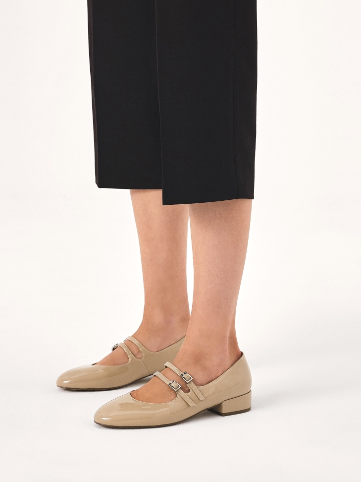 Beżowe lakierowane czółenka w stylu Mary Jane KAJA