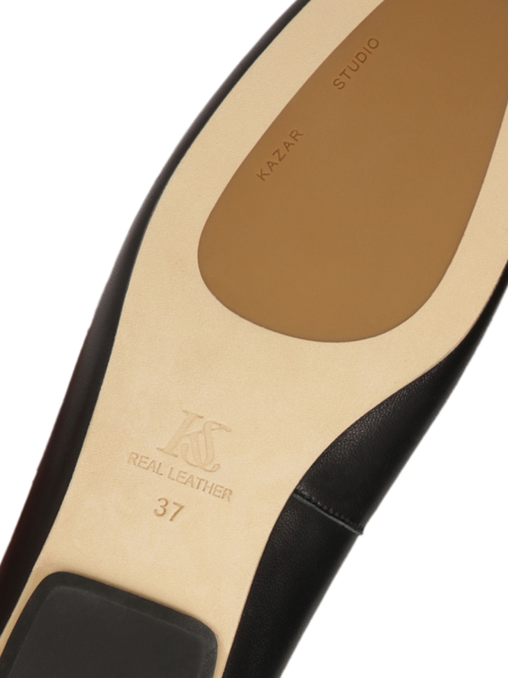 Czarne skórzane baleriny ze ściętym noskiem KS GABY