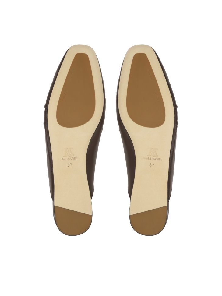 Ciemnobrązowe klapki z marszczoną cholewką KS LUCITA