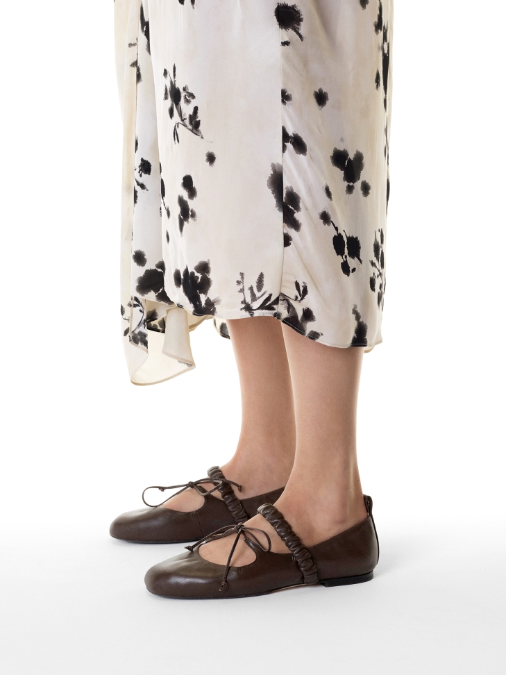 Skórzane baleriny z wiązaniem i marszczonym paskiem KS AVRIL