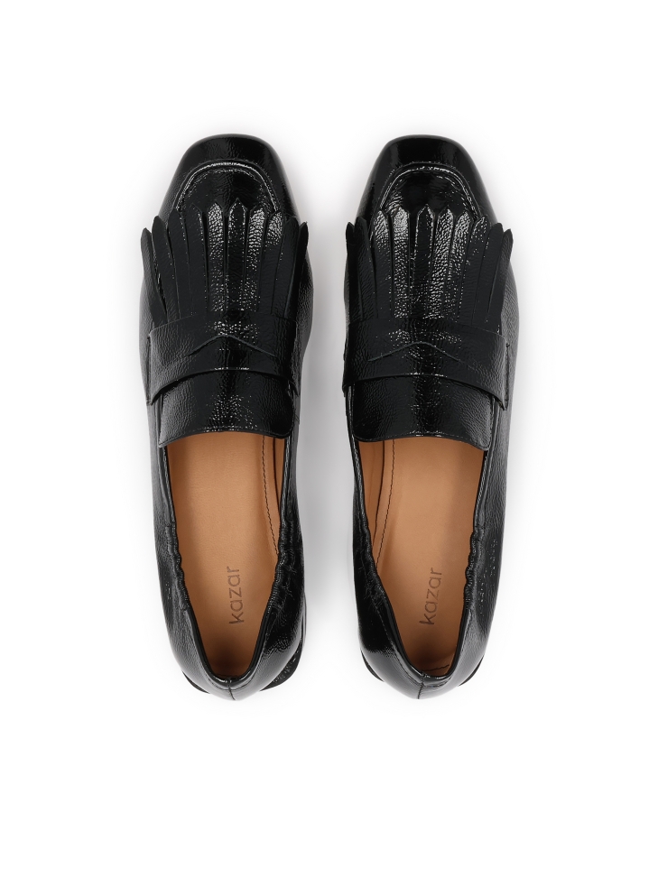 Czarne półbuty z marszczonej skóry lakierowanej LIRENNA