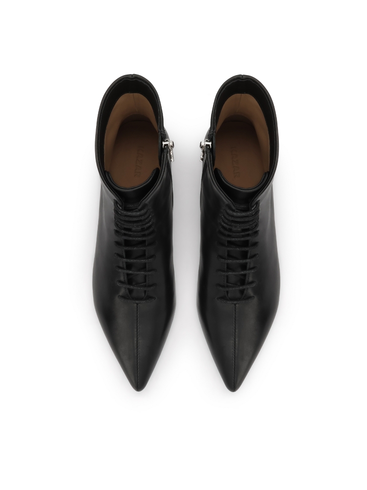 Czarne skórzane botki z suwakiem i srebrnym logowanym trzymadełkiem KS AMIENS