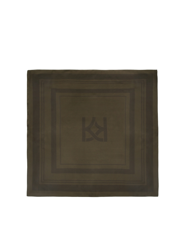 Elegancka apaszka o kwadratowym kształcie ARLETHE