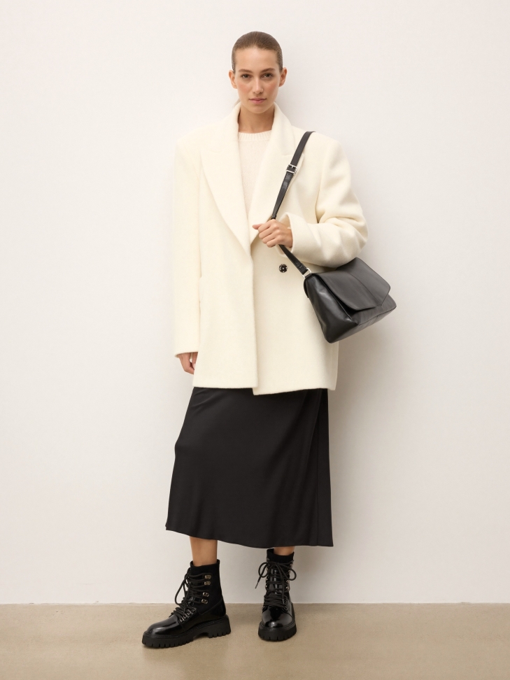 Czarna torebka z paskiem SOLEVIE