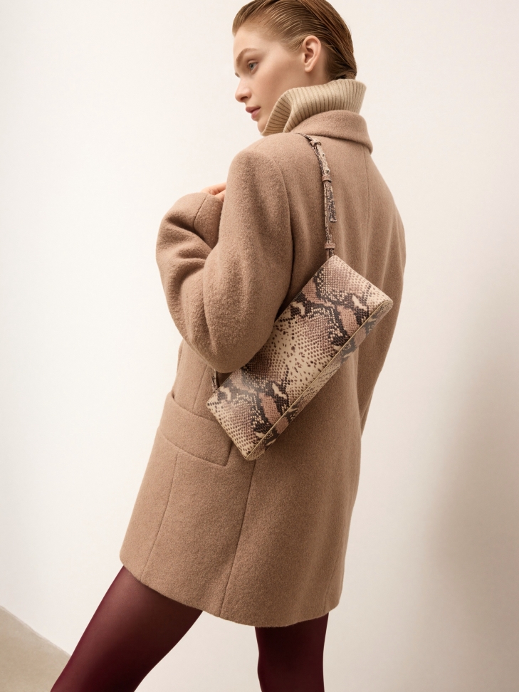 Torebka z tłoczonej skóry w wężowy wzór KS LINDE